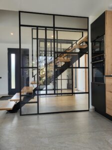 Lire la suite à propos de l’article Escalier – 2